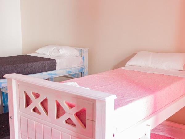 La San Francisco II : photo 5 de la chambre chambre familiale avec salle de bains commune