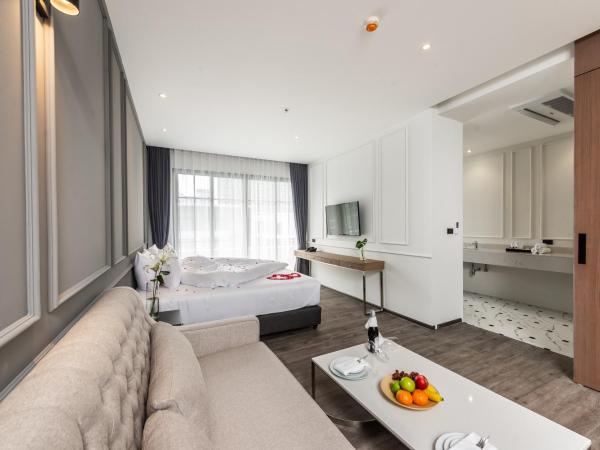 One Patio Hotel Pattaya - SHA Extra Plus : photo 9 de la chambre suite lune de miel