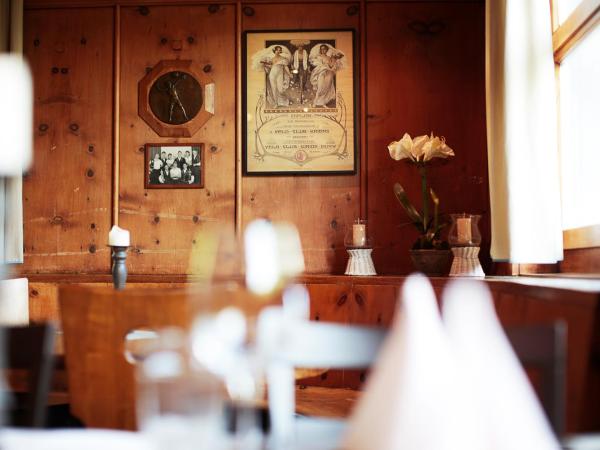 Gasthaus zur Waldegg; BW Signature Collection : photo 5 de la chambre chambre double avec lit queen-size