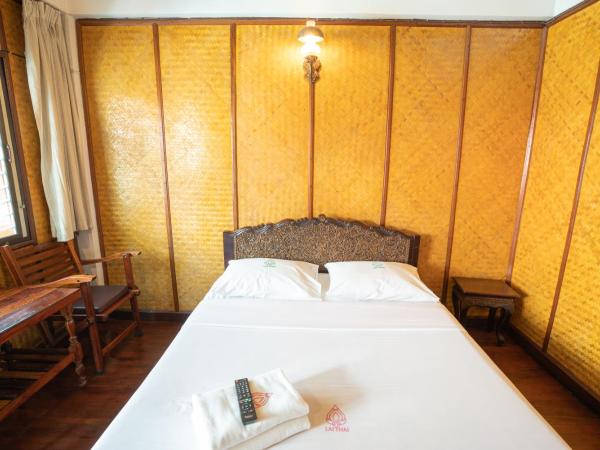 Lai Thai Guest House : photo 2 de la chambre chambre deluxe double ou lits jumeaux