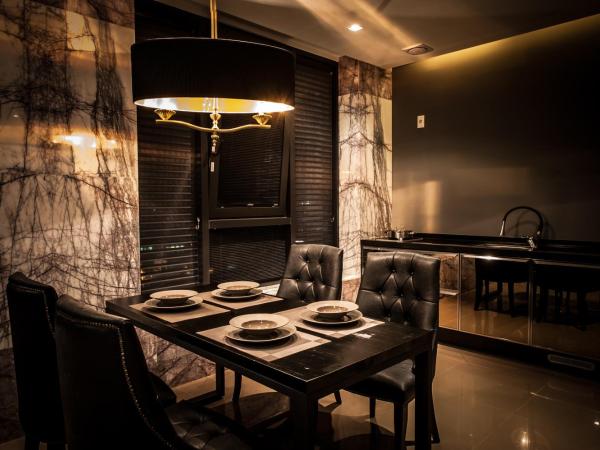 SR Hotel Sadang : photo 2 de la chambre premium studio with dining