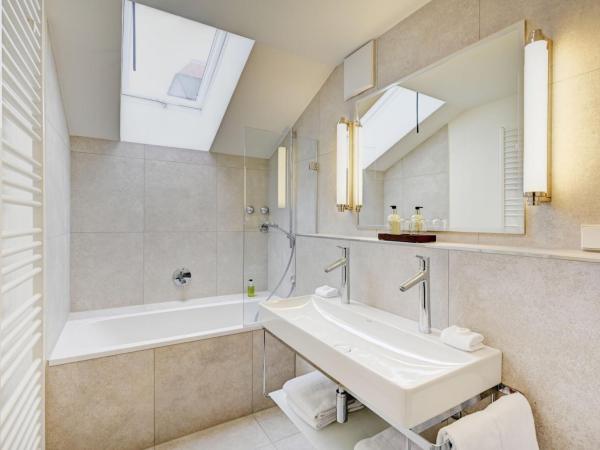 Hotel Admiral : photo 7 de la chambre suite