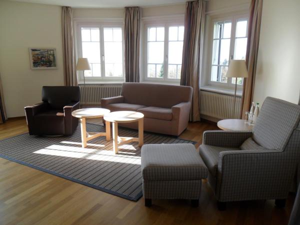 Kurhotel Sonnmatt Luzern : photo 1 de la chambre suite avec balcon