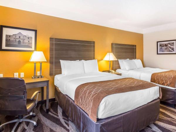 Comfort Inn near Frost Bank Center : photo 2 de la chambre chambre 2 lits queen-size - non-fumeurs