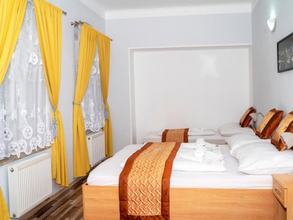 Sunshine Pension : photo 3 de la chambre chambre triple deluxe