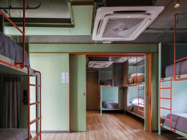 Samsen Street Hotel : photo 6 de la chambre dortoir mixte