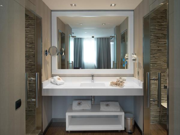 Catalonia Catedral : photo 5 de la chambre suite