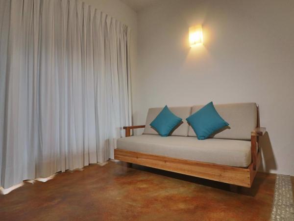 Punta Zicatela Hotel - Adults Only : photo 9 de la chambre chambre lits jumeaux avec balcon