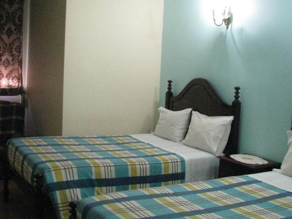 Residencial Porto Novo - Alojamento Local : photo 1 de la chambre chambre lits jumeaux supérieure