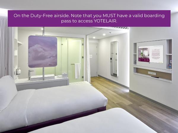 YOTELAIR Istanbul Airport, Duty free - International Transit area : photo 8 de la chambre chambre lits jumeaux deluxe
