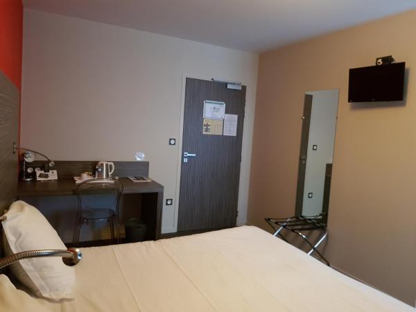 Logis Hôtel A la Bonne Auberge : photo 4 de la chambre chambre lit king-size supérieure