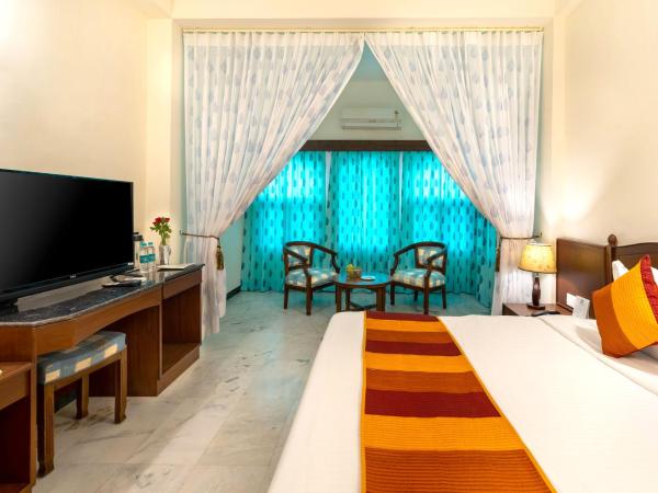 Hotel Sarovar On Lake Pichola : photo 7 de la chambre chambre double ou lits jumeaux supérieure - vue sur lac