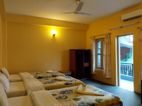 The Mountain House : photo 5 de la chambre chambre triple deluxe