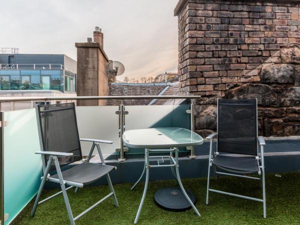 CoDE Co-Living - The LoFT - Edinburgh : photo 3 de la chambre appartement de grand standing avec balcon