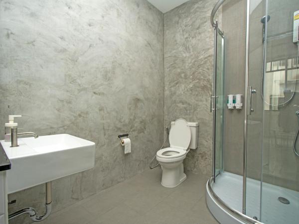 Lost Inn BKK : photo 6 de la chambre suite familiale