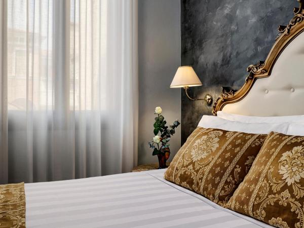 Hotel Pausania : photo 7 de la chambre chambre double ou lits jumeaux supérieure