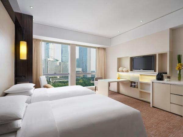 Grand Hyatt Guangzhou-Free Shuttle Bus to Canton Fair Complex during Canton Fair Period : photo 2 de la chambre chambre lits jumeaux - accès au club