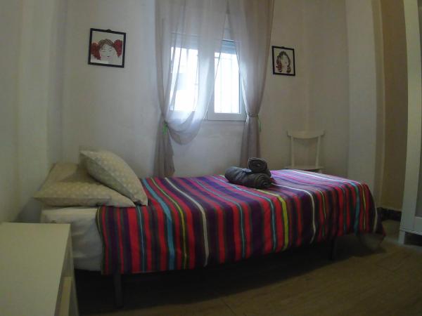 La casita de Pepe - piso compartido : photo 9 de la chambre chambre simple standard avec salle de bains commune