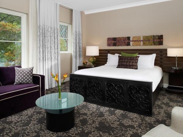 Kimpton Hotel Vintage Seattle, an IHG Hotel : photo 4 de la chambre chambre lit king-size premium avec canapé-lit - vue sur ville