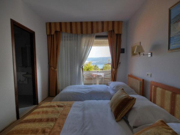 Hotel Trogirski Dvori : photo 4 de la chambre chambre triple avec balcon