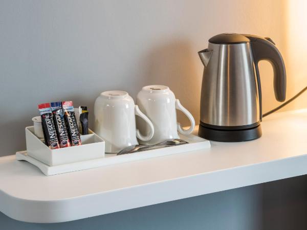 Holiday Inn Express Oxford Kassam Stadium, an IHG Hotel : photo 3 de la chambre chambre lits jumeaux standard