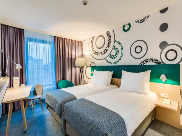 Holiday Inn - Warsaw City Centre, an IHG Hotel : photo 5 de la chambre chambre lits jumeaux standard