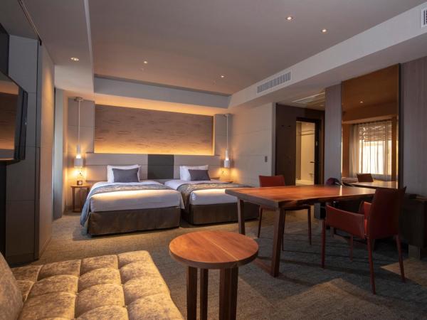 Tokyu Stay Kyoto Sakaiza Shijo Kawaramachi : photo 7 de la chambre premier twin room with extra bed and washing machine,non-smoking