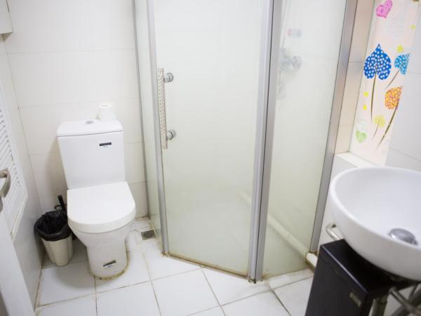 Guangzhou Victory Apartment : photo 1 de la chambre chambre triple exécutive