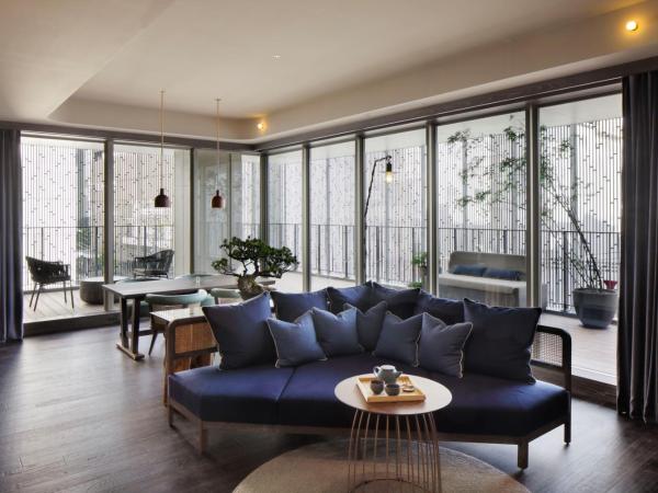 GOOD NATURE HOTEL KYOTO : photo 1 de la chambre suite good nature avec accès au salon