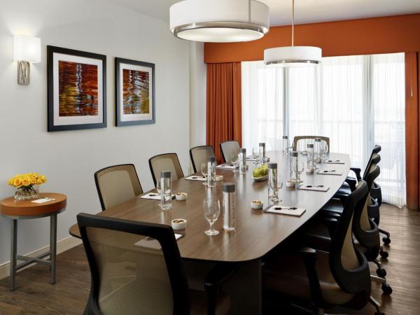 Holiday Inn San Antonio-Riverwalk, an IHG Hotel : photo 3 de la chambre suite 1 chambre