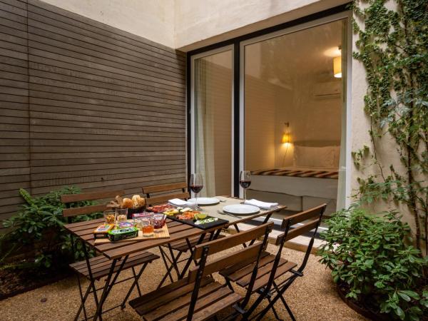 My Suite Lisbon Serviced Apartments - Principe Real : photo 6 de la chambre suite premium avec vue sur le jardin