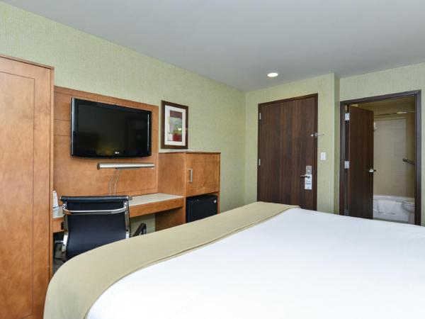 Holiday Inn Express Manhattan Midtown West, an IHG Hotel : photo 3 de la chambre chambre lit king-size