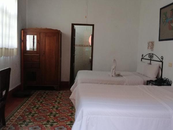 Hotel Reforma : photo 5 de la chambre chambre double avec 2 lits doubles