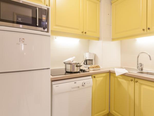 Pierre et Vacances Résidence Amandine : photo 2 de la chambre appartement 1 chambre avec alcôve (samedi)