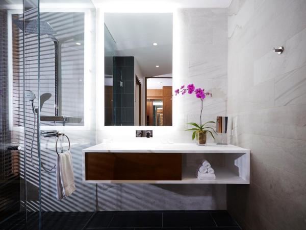 Le Germain Hotel Toronto : photo 1 de la chambre chambre lit queen-size classique