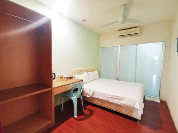 Homestay Kuching Hotel : photo 2 de la chambre chambre double standard
