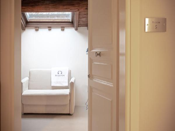 Palazzo Cini Luxury Rooms in Pisa : photo 8 de la chambre suite junior