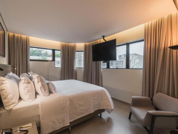 Royal Jardins Boutique Hotel : photo 4 de la chambre suite premium avec baignoire