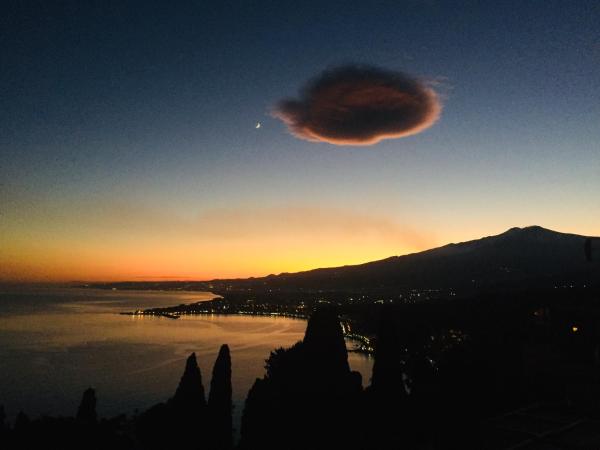 Chiaro di Luna : photo 10 de la chambre chambre double deluxe avec balcon - vue sur mer