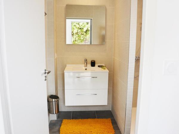 Logis Hôtel La Chaize : photo 2 de la chambre appartement