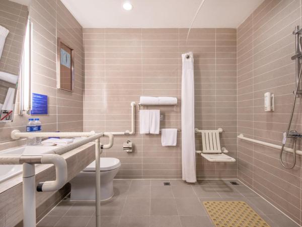 Holiday Inn Express Beijing Airport Zone, an IHG Hotel : photo 4 de la chambre chambre lit queen-size standard - accessible aux personnes à mobilité réduite