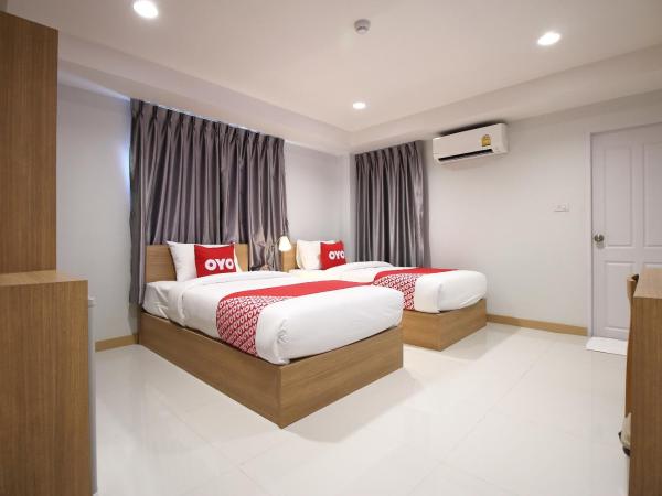 Super OYO 483 Pannee Hotel Khaosan : photo 6 de la chambre chambre lits jumeaux deluxe