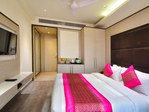 Hotel Royal Grand - Opposite Axis Bank East Patel Nagar : photo 2 de la chambre chambre deluxe