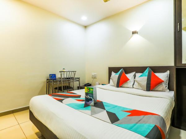 FabExpress Adore Inn : photo 5 de la chambre chambre deluxe