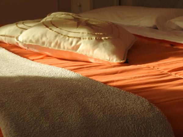 Geoglobe Chambre d'Hòtes : photo 3 de la chambre chambre quadruple avec salle de bains privative