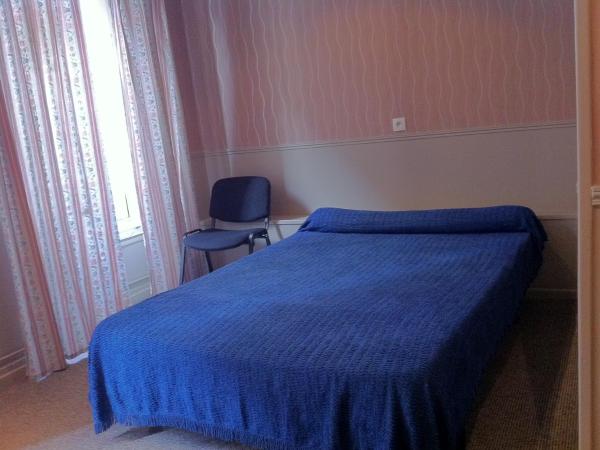 Hotel Des Arts : photo 6 de la chambre chambre triple