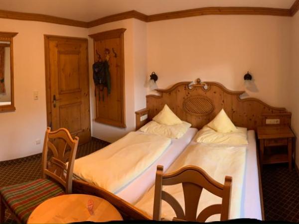 Pension Schmidinger : photo 1 de la chambre chambre triple