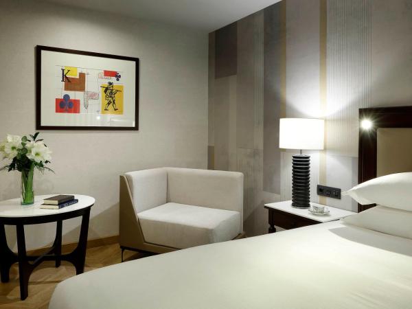 Hyatt Regency Hesperia Madrid : photo 4 de la chambre chambre lit king-size