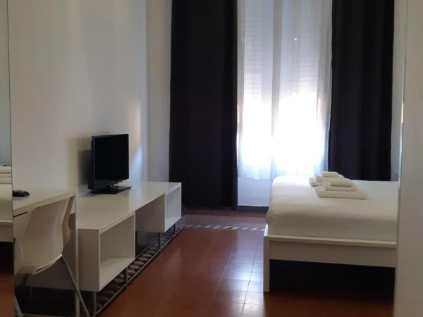 Cagliari d'Amare Via Roma : photo 7 de la chambre chambre double