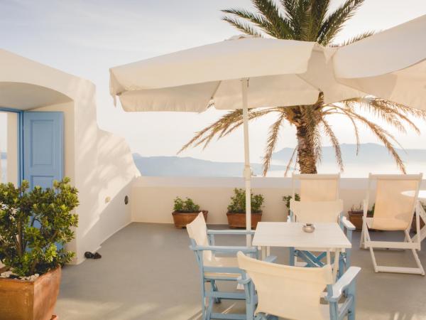 Pantelia Suites : photo 1 de la chambre suite exécutive avec vue sur caldera